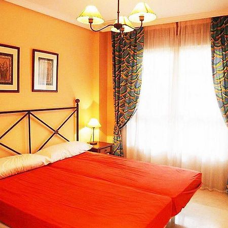 Apartamentos Torreon Del Mar 베날마데나코스타 객실 사진