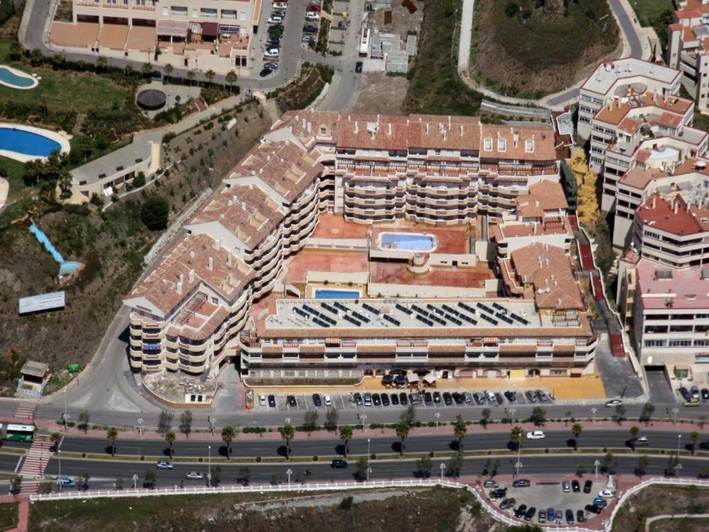Apartamentos Torreon Del Mar 베날마데나코스타 외부 사진